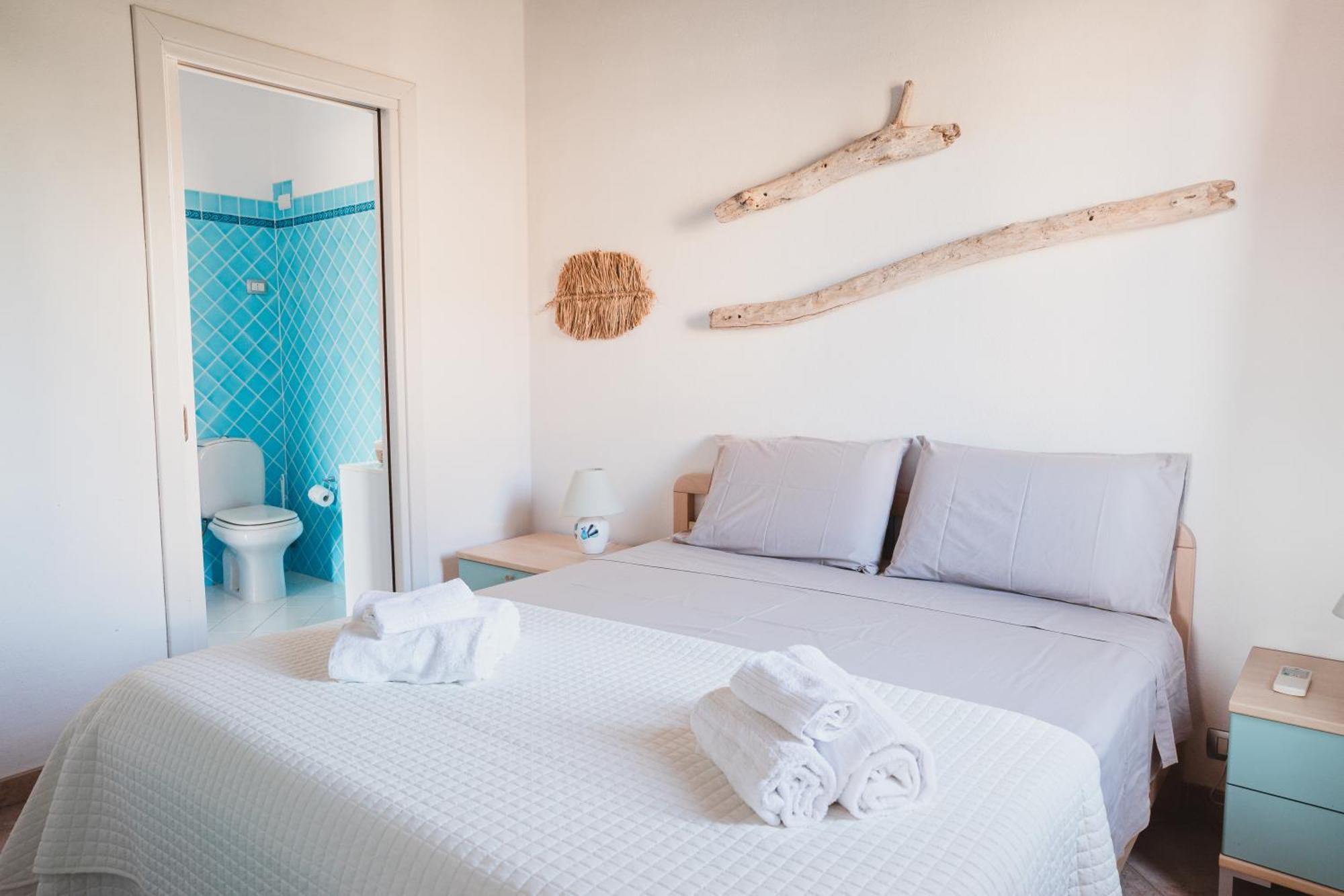 Cactus Mare Apartment Golfo Aranci Extérieur photo