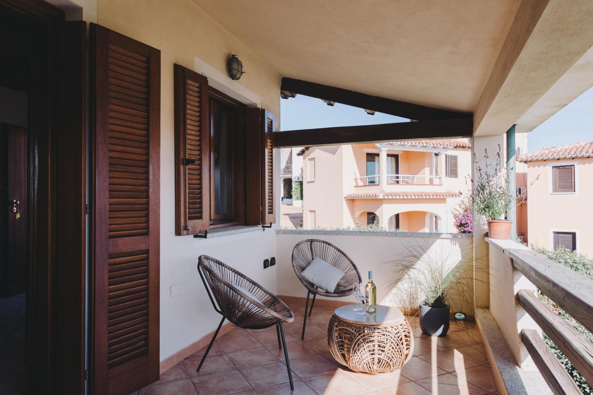 Cactus Mare Apartment Golfo Aranci Extérieur photo