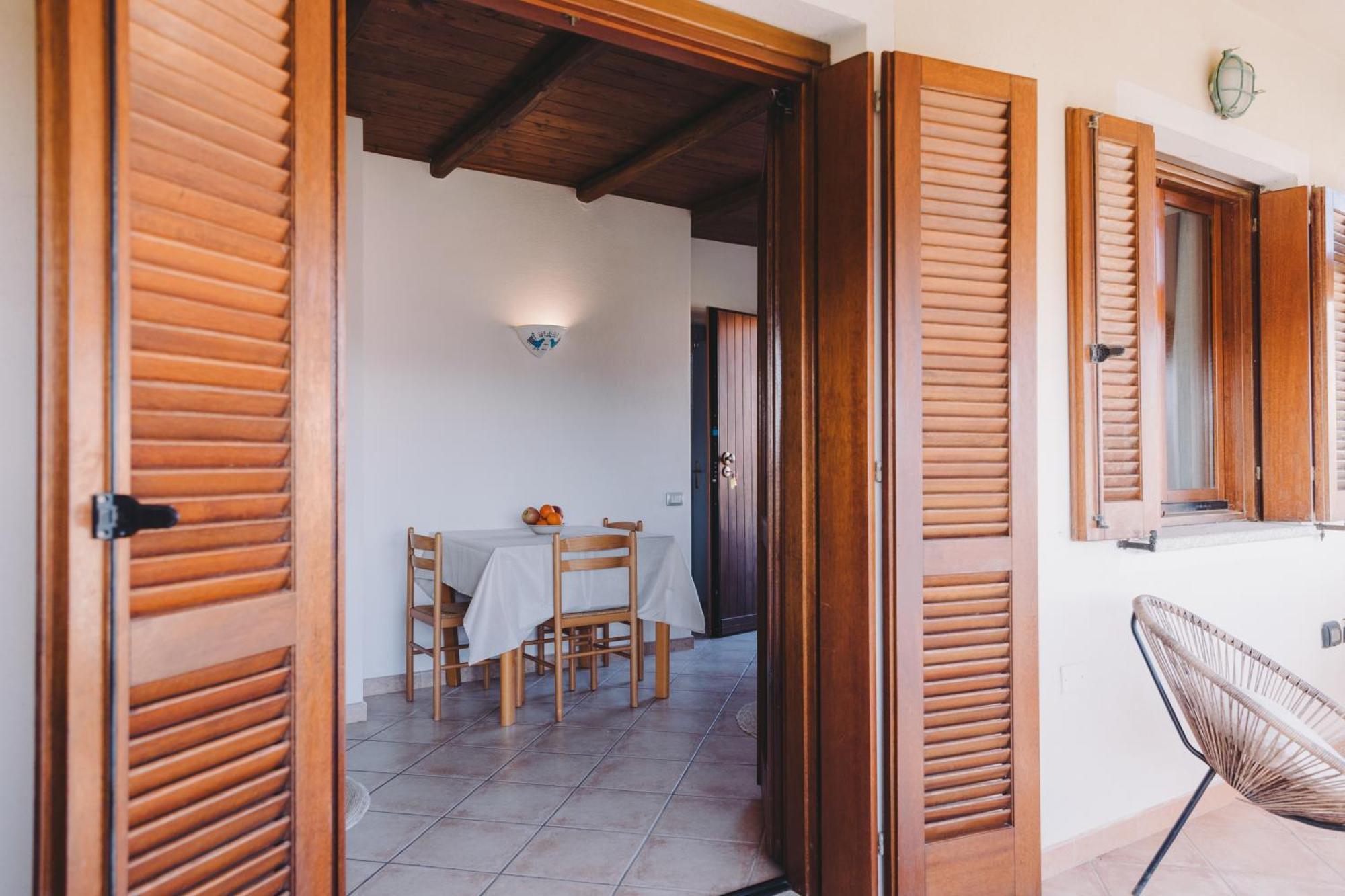 Cactus Mare Apartment Golfo Aranci Extérieur photo