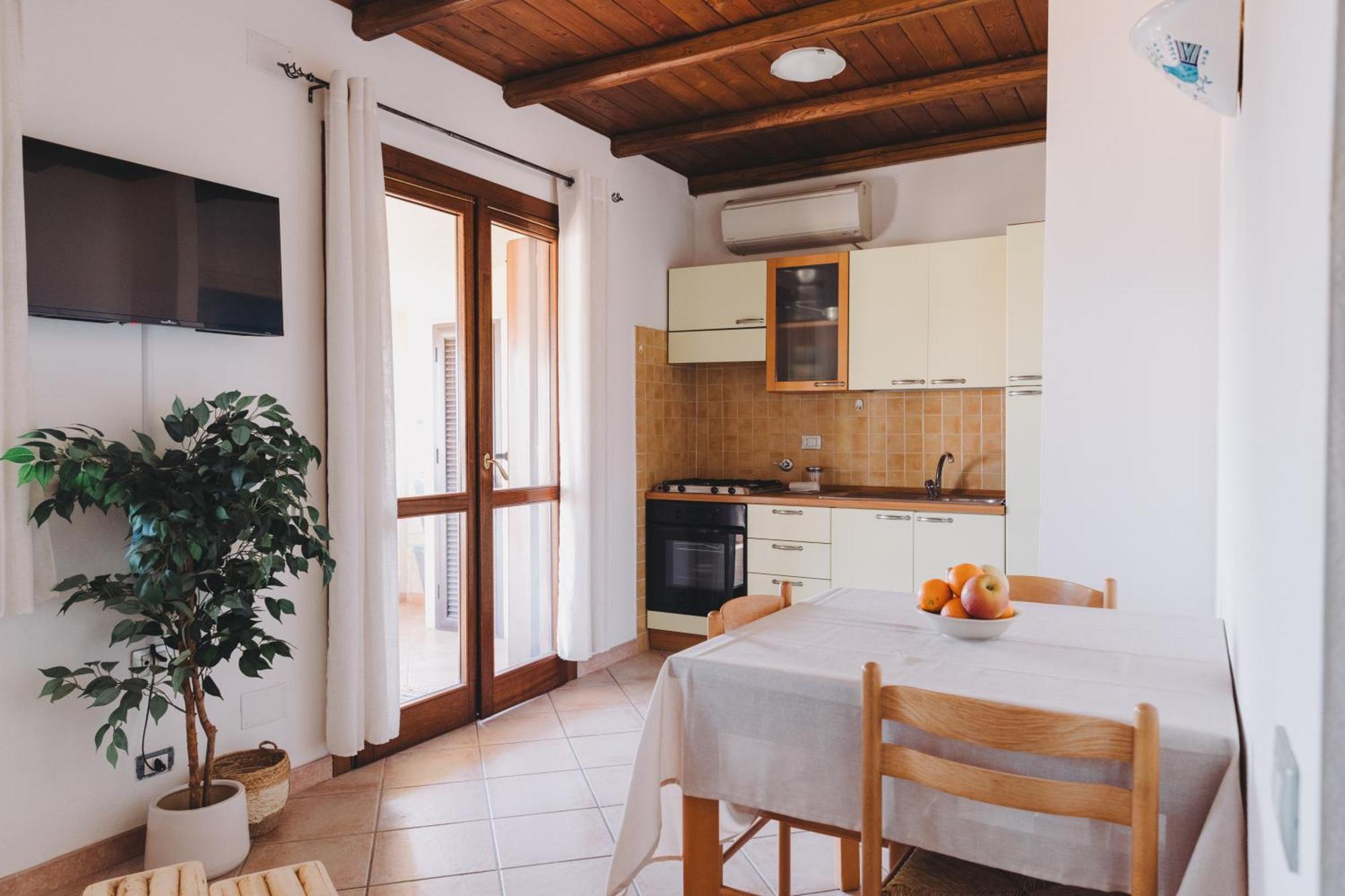 Cactus Mare Apartment Golfo Aranci Extérieur photo